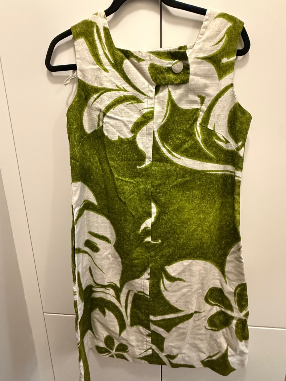 Vintage Hawaiian Togs Floral Cotton Shift Dress Made in Hawaii S